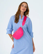 Load image into Gallery viewer, Alamo Sling Bag - Fuschia