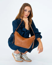 Load image into Gallery viewer, Barton Shoulder Bag - Tan Pebble