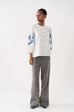 Load image into Gallery viewer, Faith Blouse - White