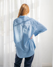 Load image into Gallery viewer, Harlem Oversized Shirt - Blue