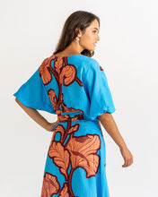 Load image into Gallery viewer, Whitehaven Blouse - Hibiscus