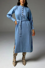 Load image into Gallery viewer, Snapshot Dress - Light Washed Denim