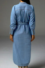 Load image into Gallery viewer, Snapshot Dress - Light Washed Denim