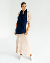 Load image into Gallery viewer, Cashmere Caplet - Navy